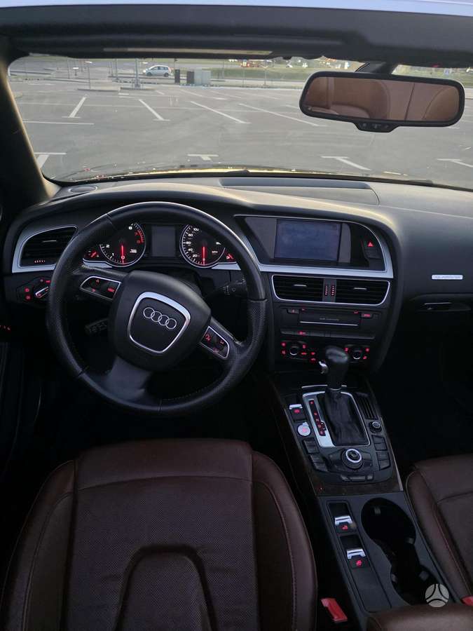Audi A5, 2.0 l., convertible