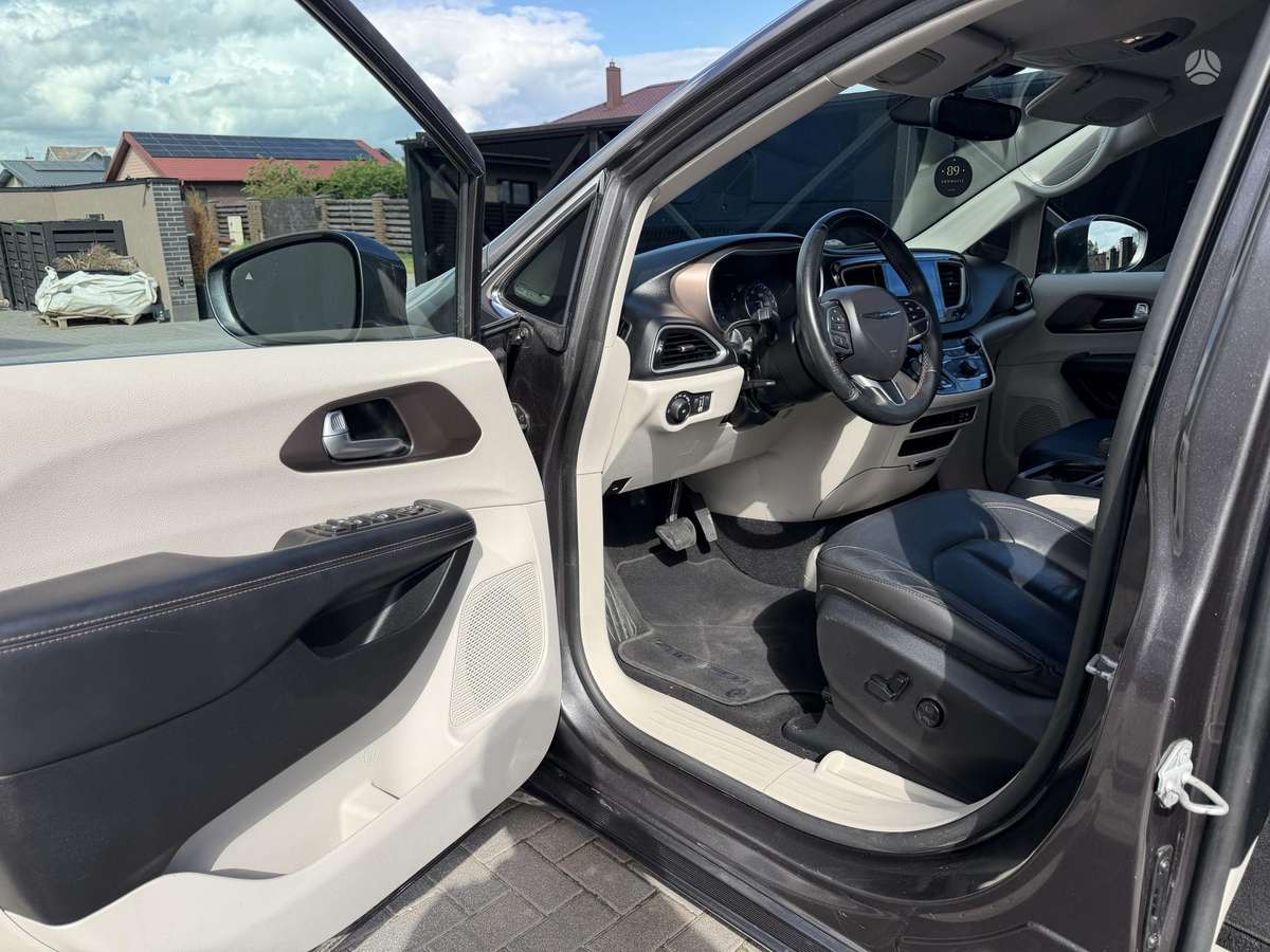Chrysler Pacifica, 3.6 l., mpv / minivan