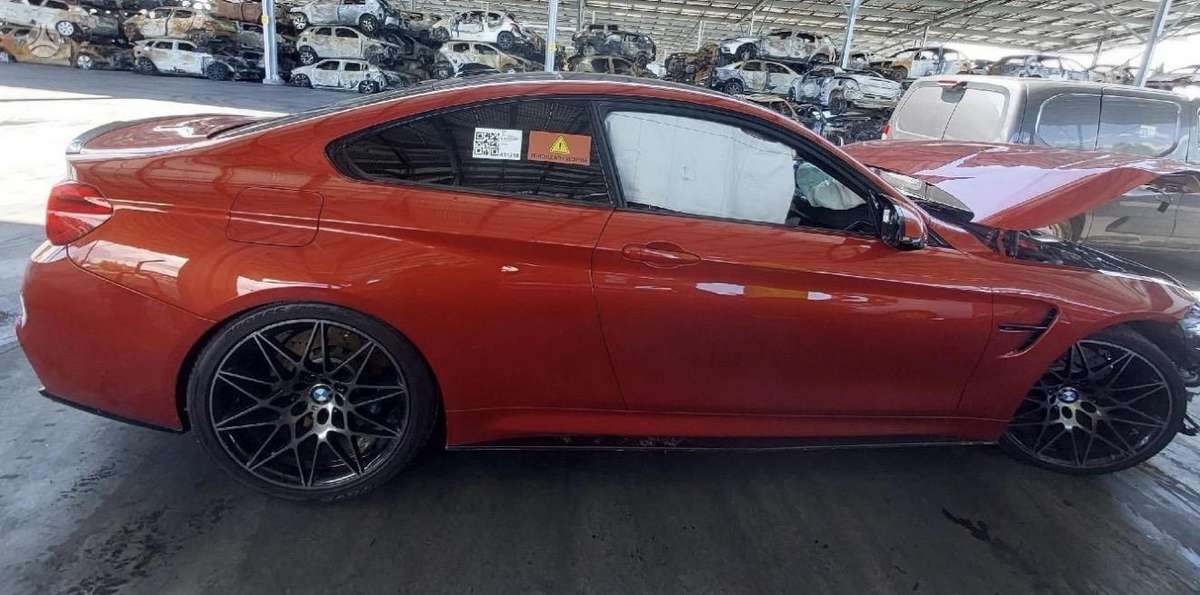 BMW M4, Купе (coupe)