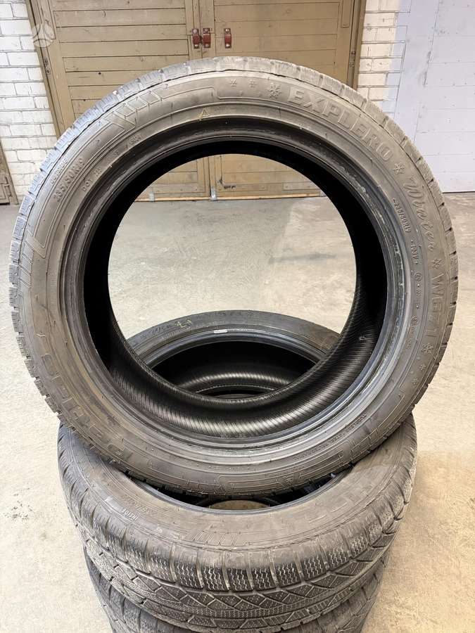 Petlas Explero, universalios 235/50 R19