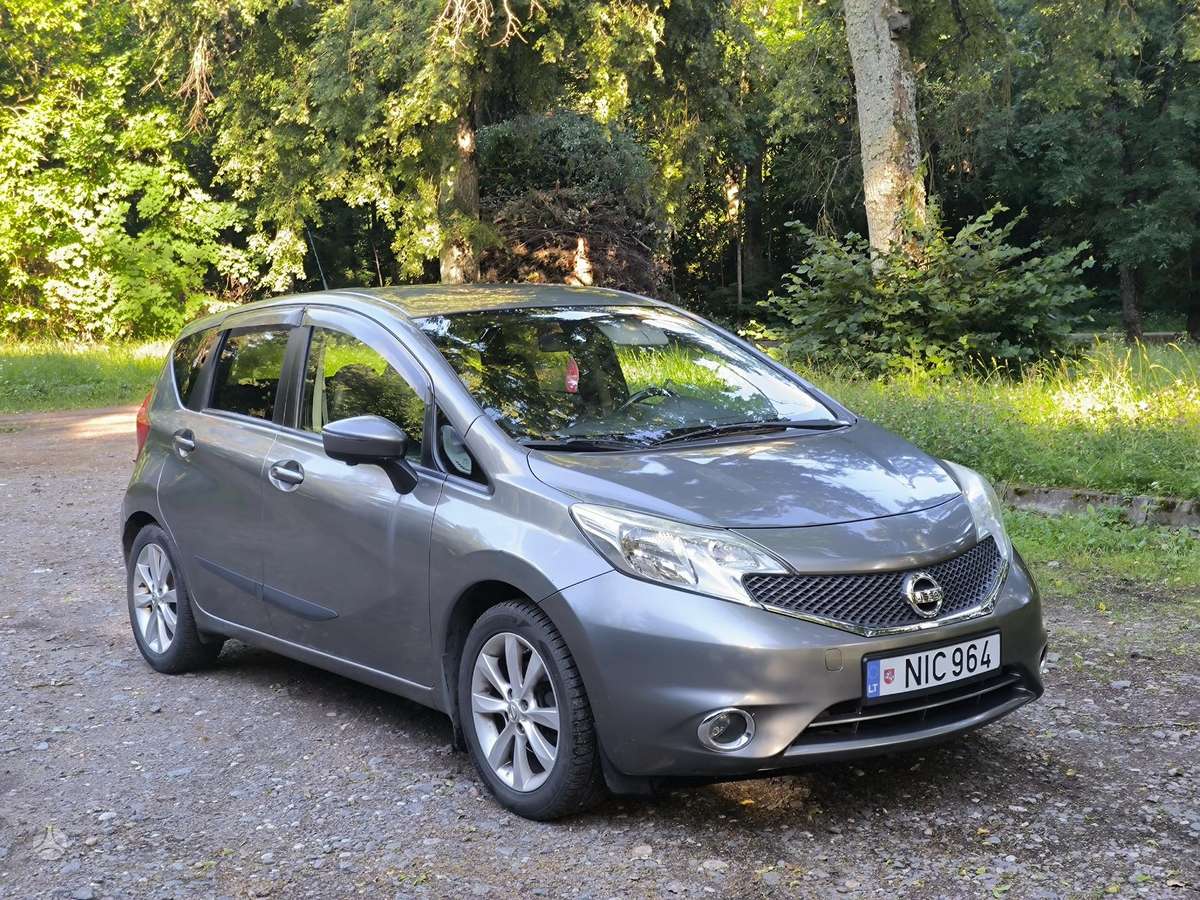 Nissan Note, 1.5 l., Хэтчбек