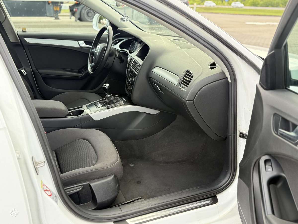 Audi A4, 1.8 l., Универсал