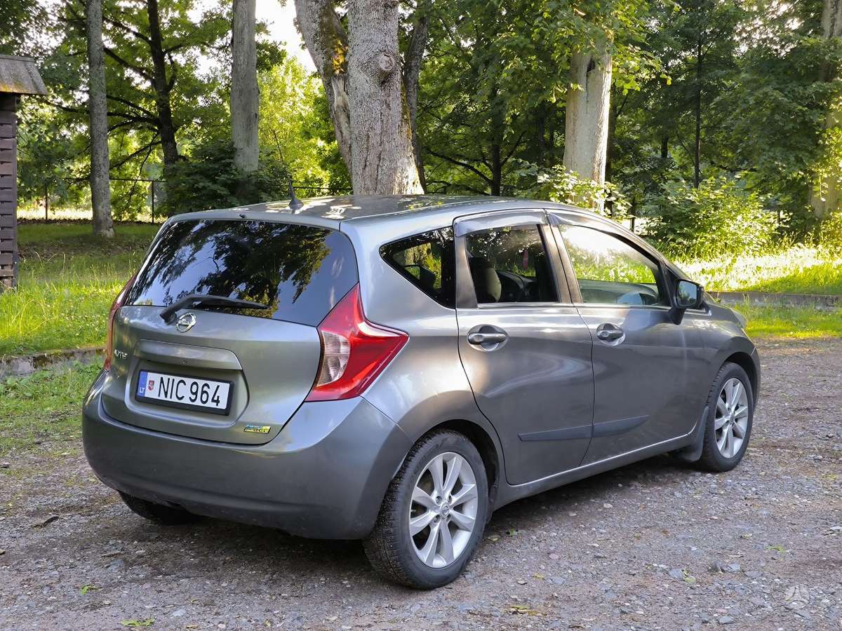 Nissan Note, 1.5 l., Хэтчбек