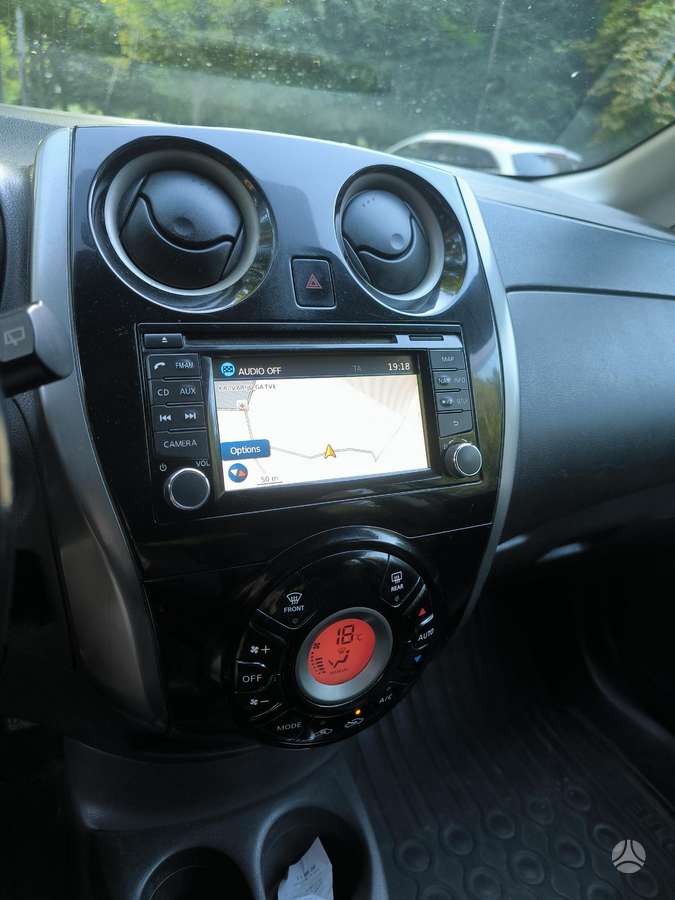 Nissan Note, 1.5 l., Хэтчбек