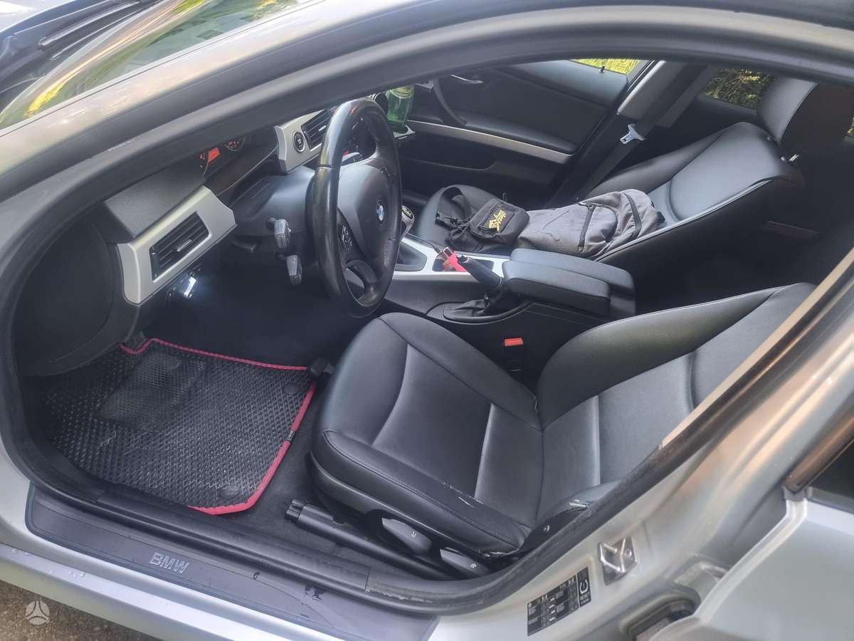 BMW 320, 2.0 l., Седан