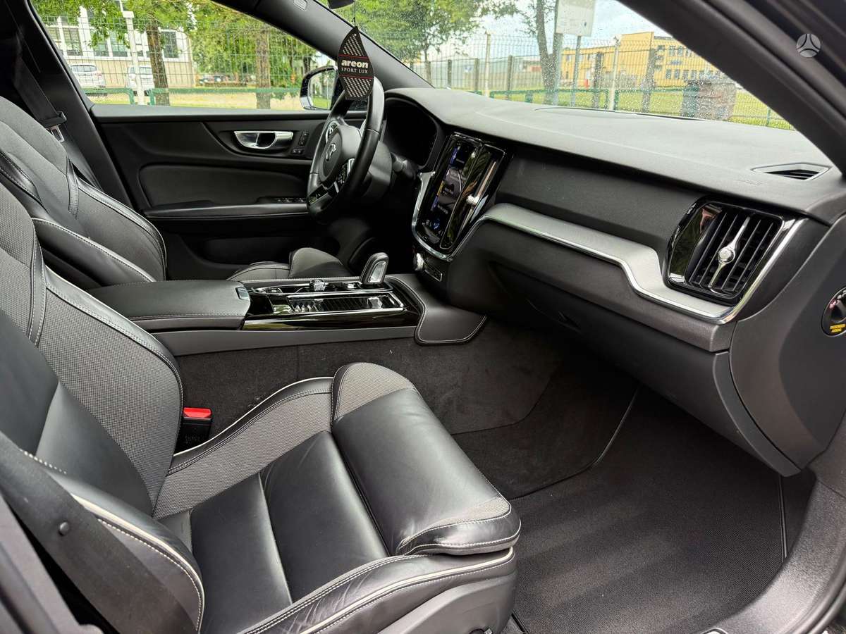 Volvo S60 - 12