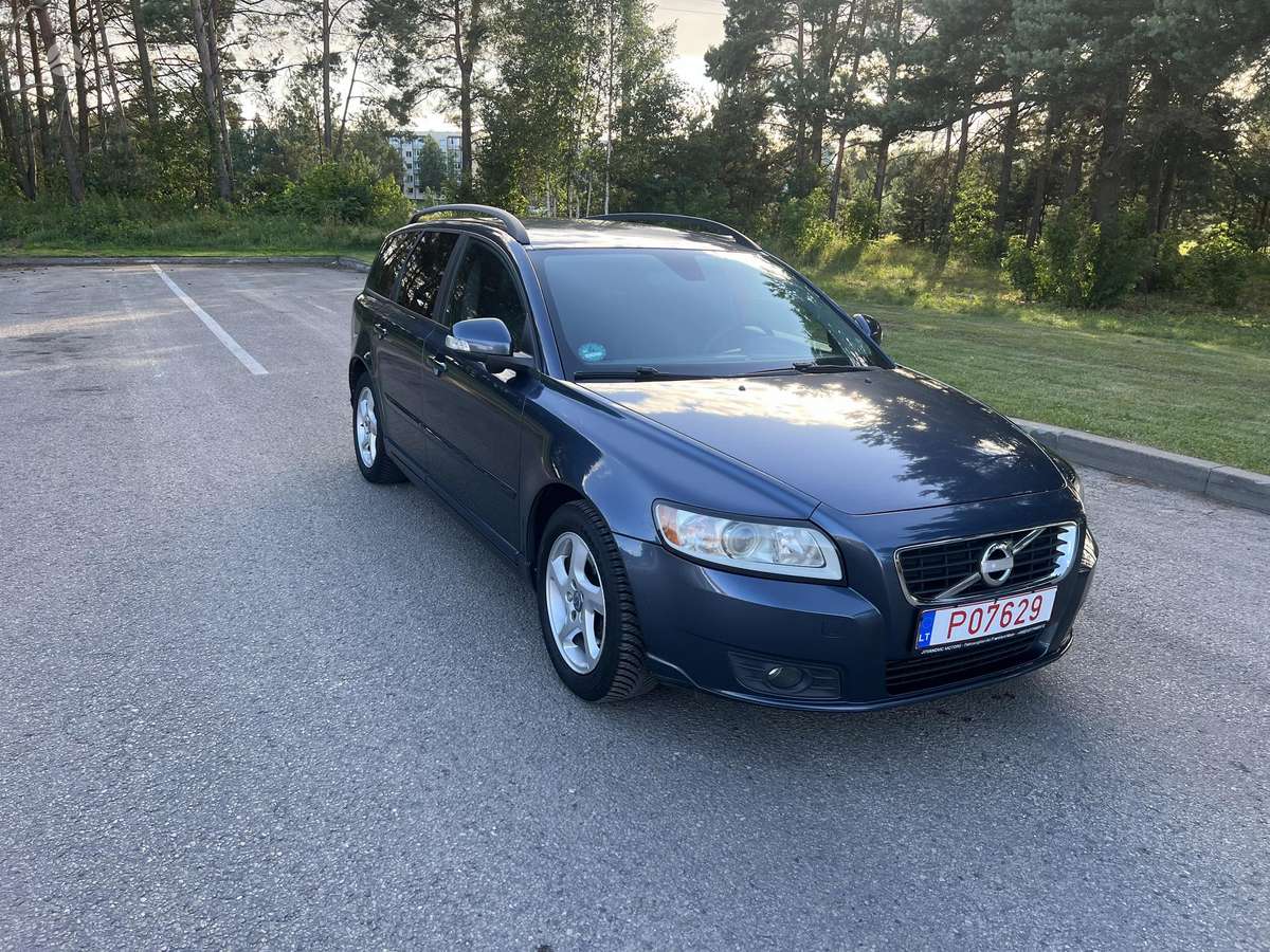 Volvo V50, 1.6 l., wagon