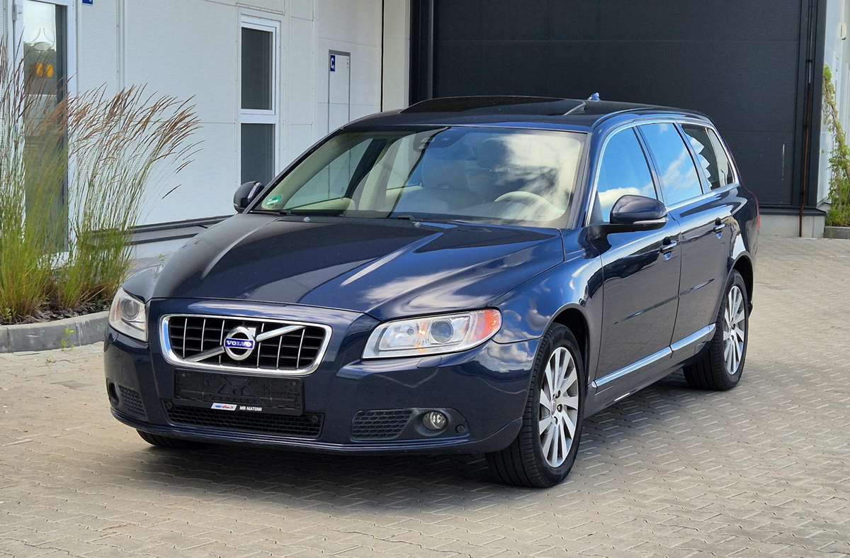 Volvo V70, 2.0 l., Универсал