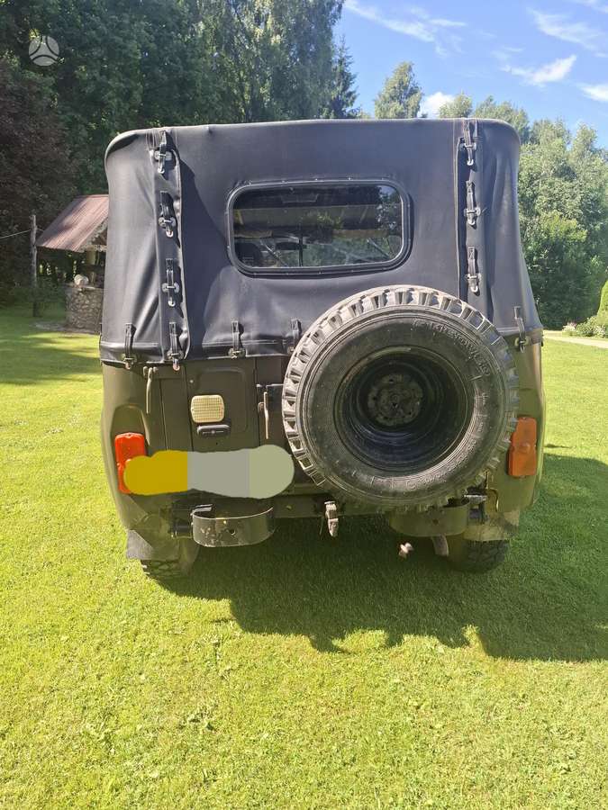 UAZ 3151, 2.5 l., Седан