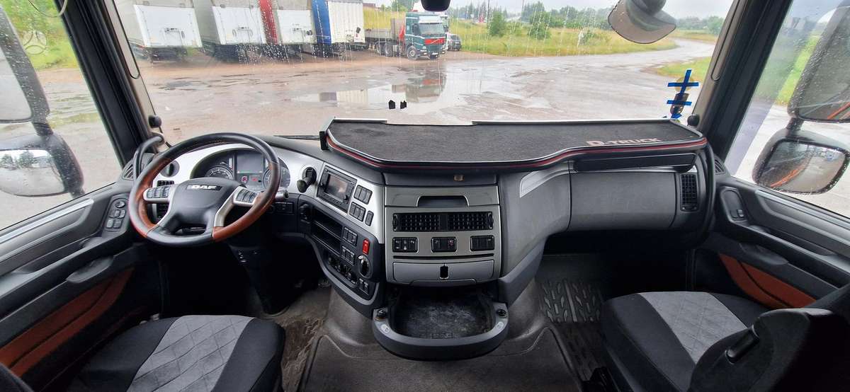 DAF XF 510, 2 miegamosios vietos