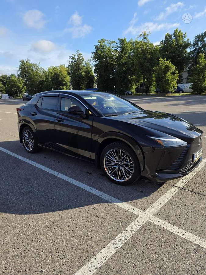 Lexus RZ 450e - 2