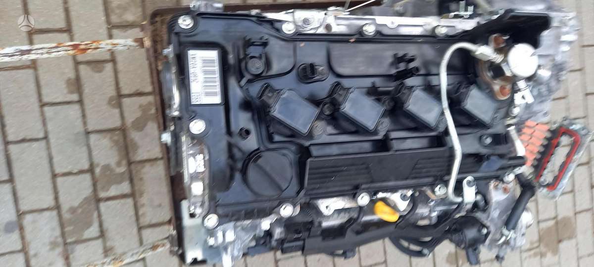 Lexus UX 250h engine