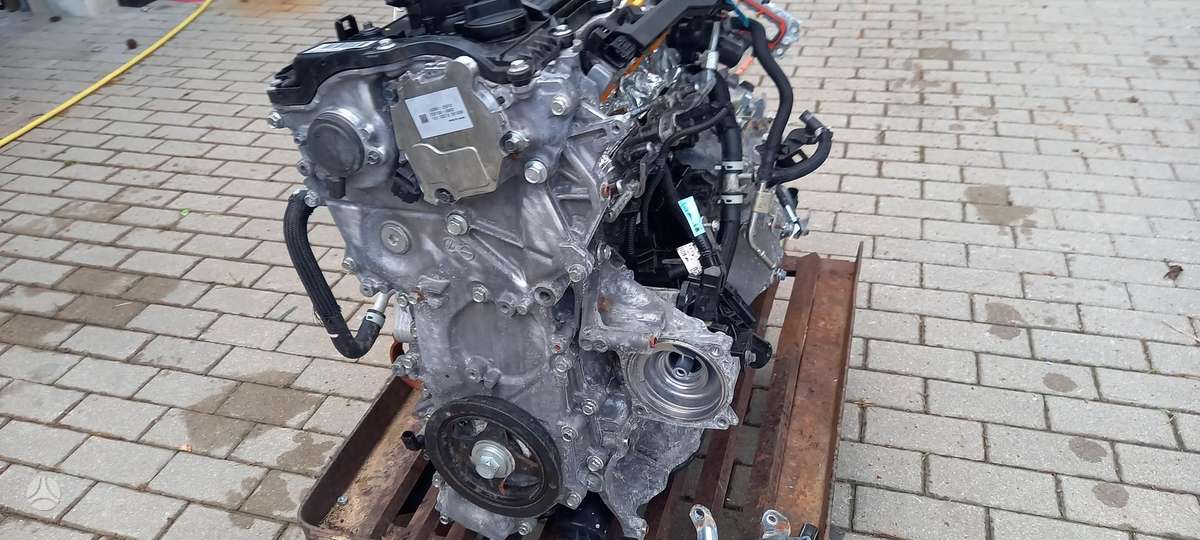 Lexus UX 250h variklis