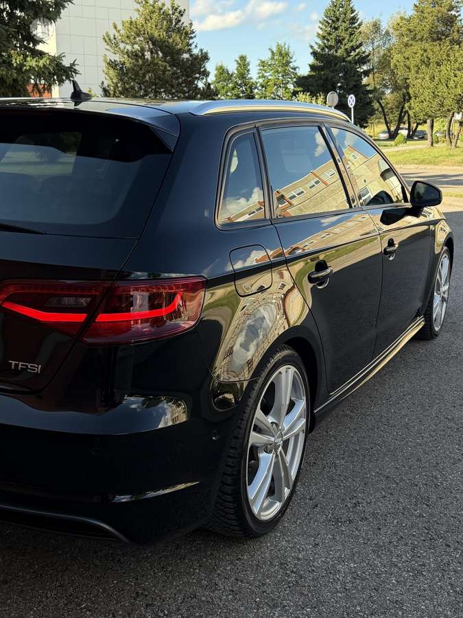 Audi A3, 1.8 l., Хэтчбек