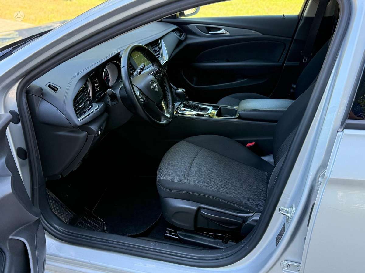 Opel Insignia, 1.6 l., Универсал