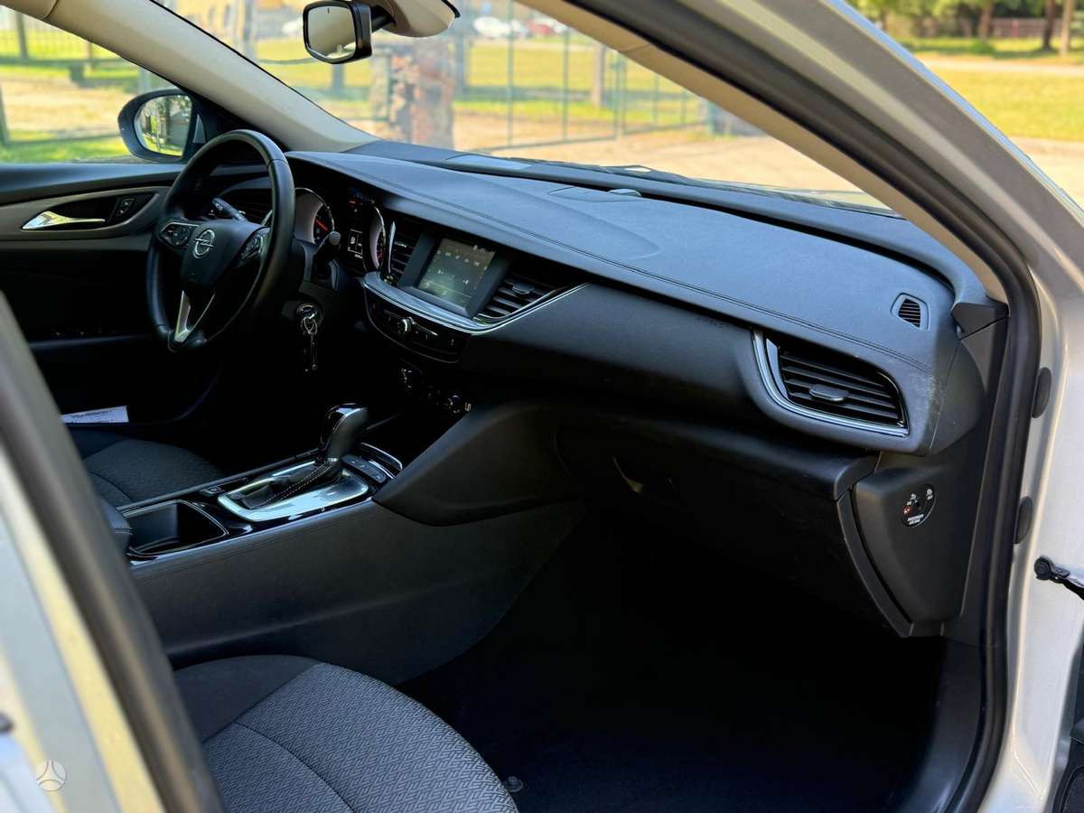 Opel Insignia, 1.6 l., Универсал