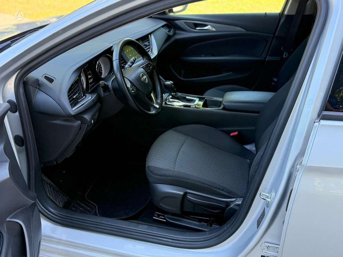 Opel Insignia, 1.6 l., Универсал