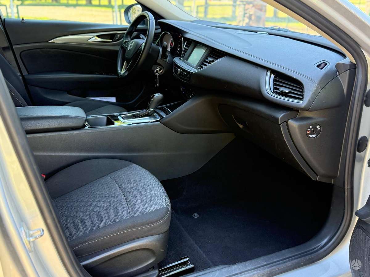 Opel Insignia, 1.6 l., Универсал