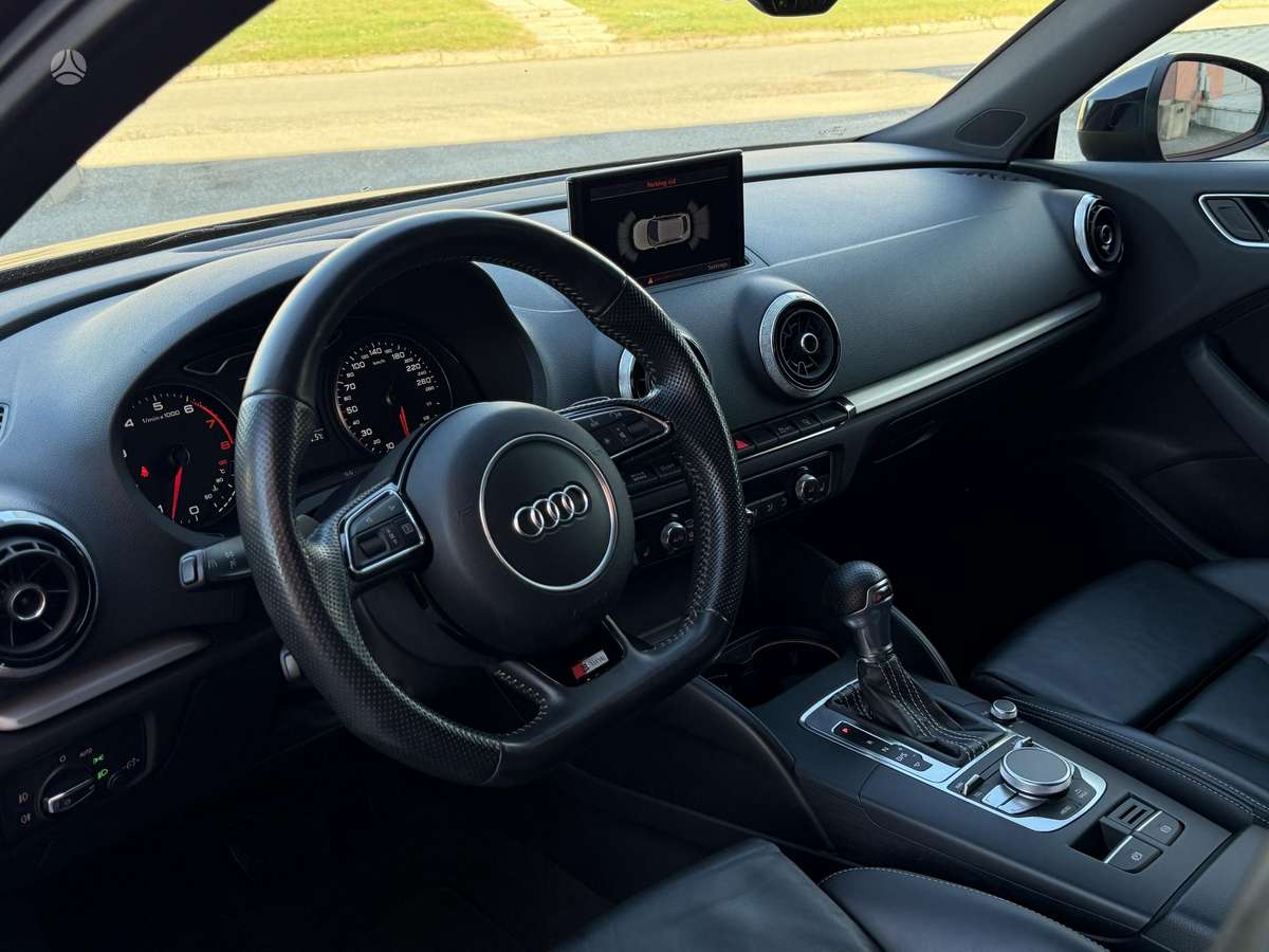 Audi A3, 1.8 l., hatchback