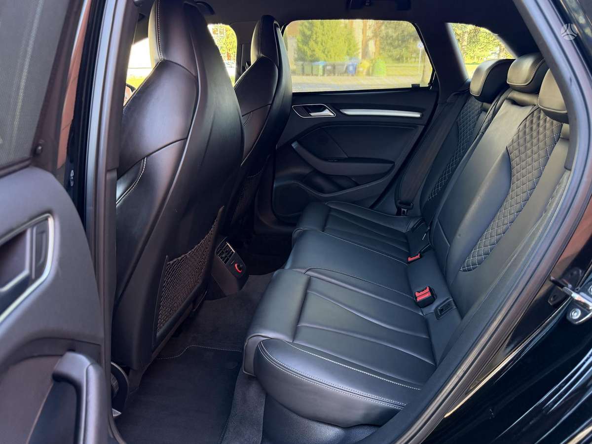 Audi A3, 1.8 l., Хэтчбек