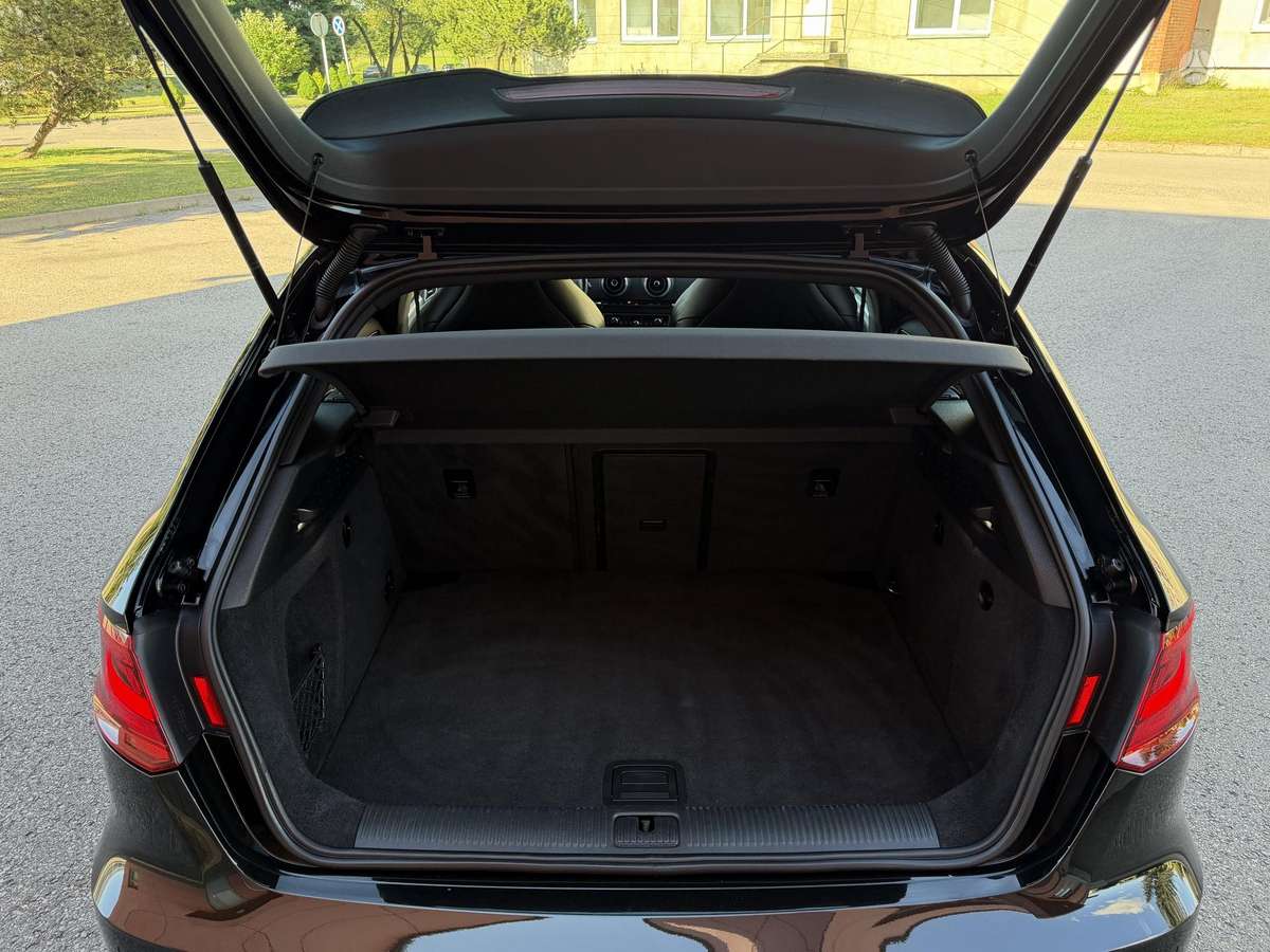 Audi A3, 1.8 l., Хэтчбек