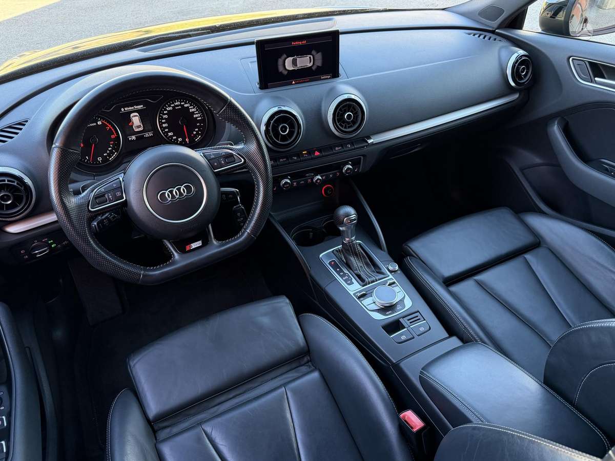 Audi A3, 1.8 l., hatchback