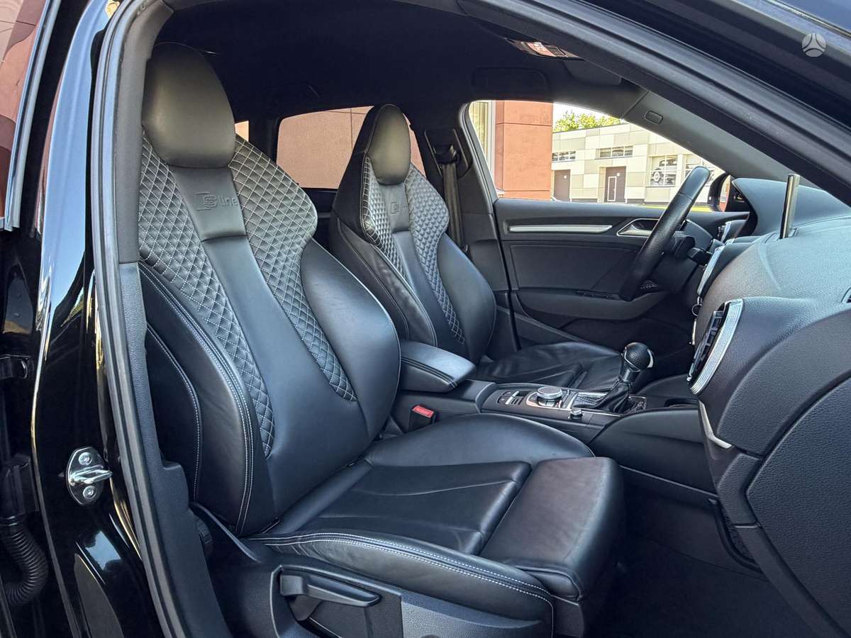 Audi A3, 1.8 l., hatchback