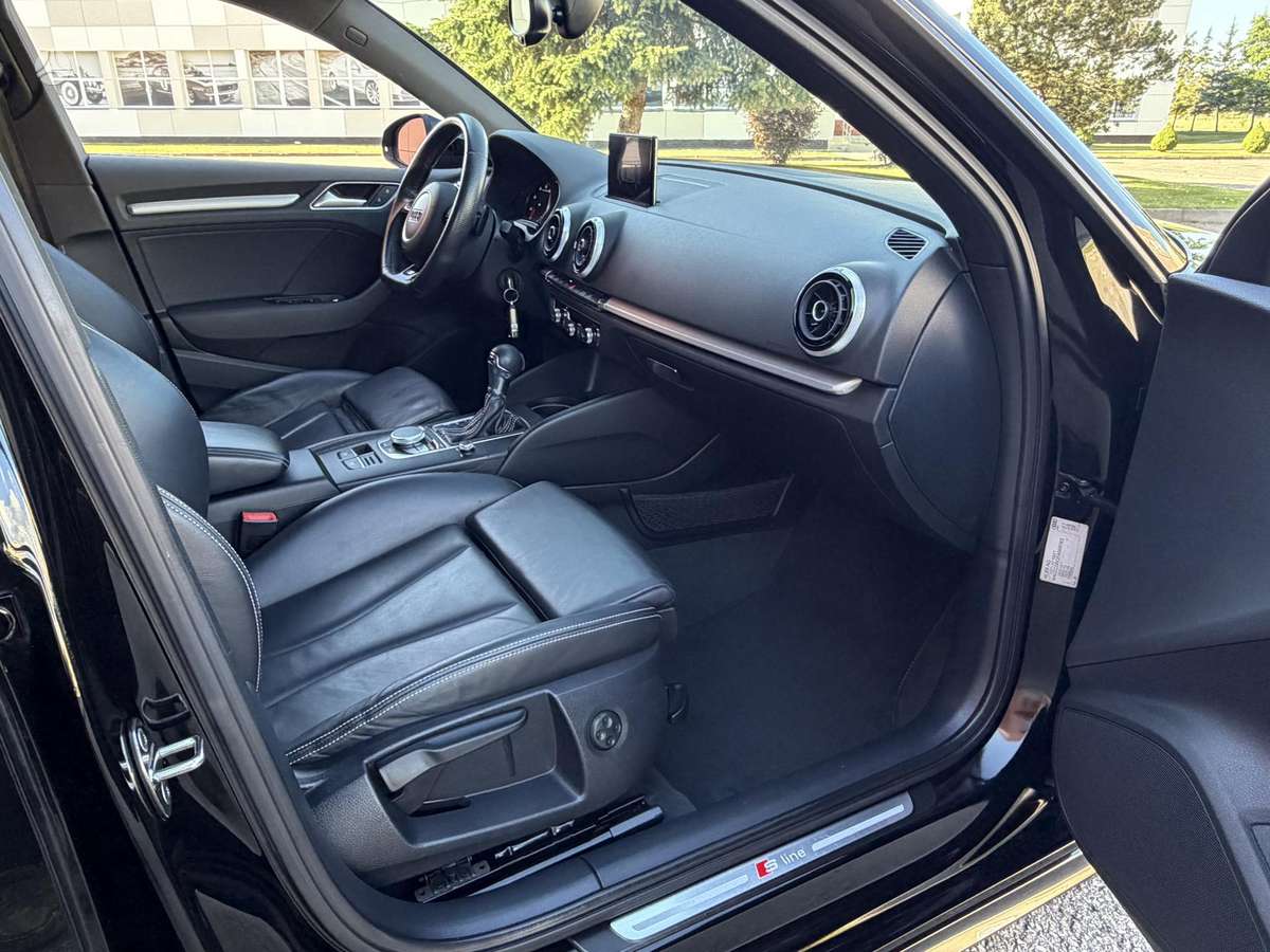 Audi A3, 1.8 l., Хэтчбек