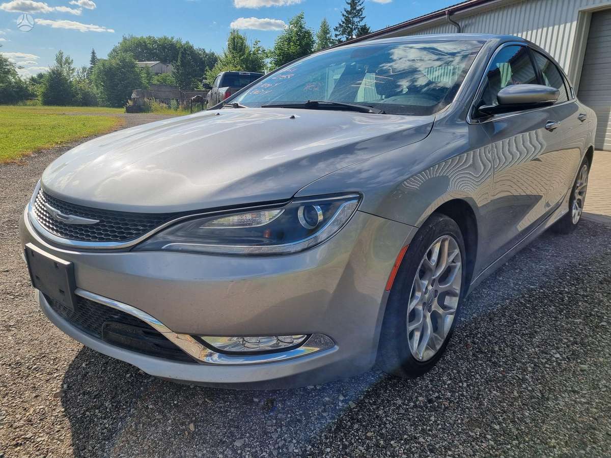 Chrysler 200, 3.6 l., Седан