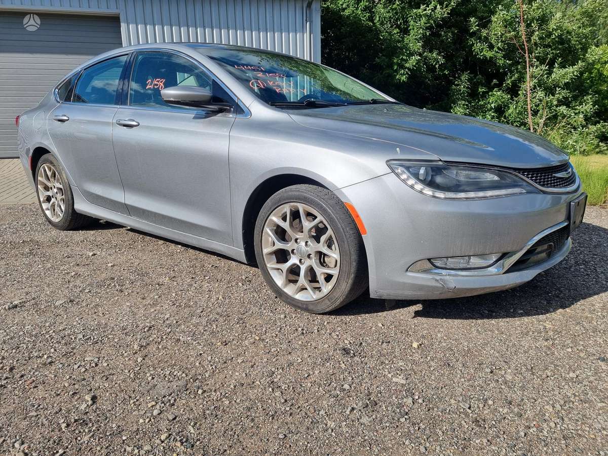 Chrysler 200, 3.6 l., Седан