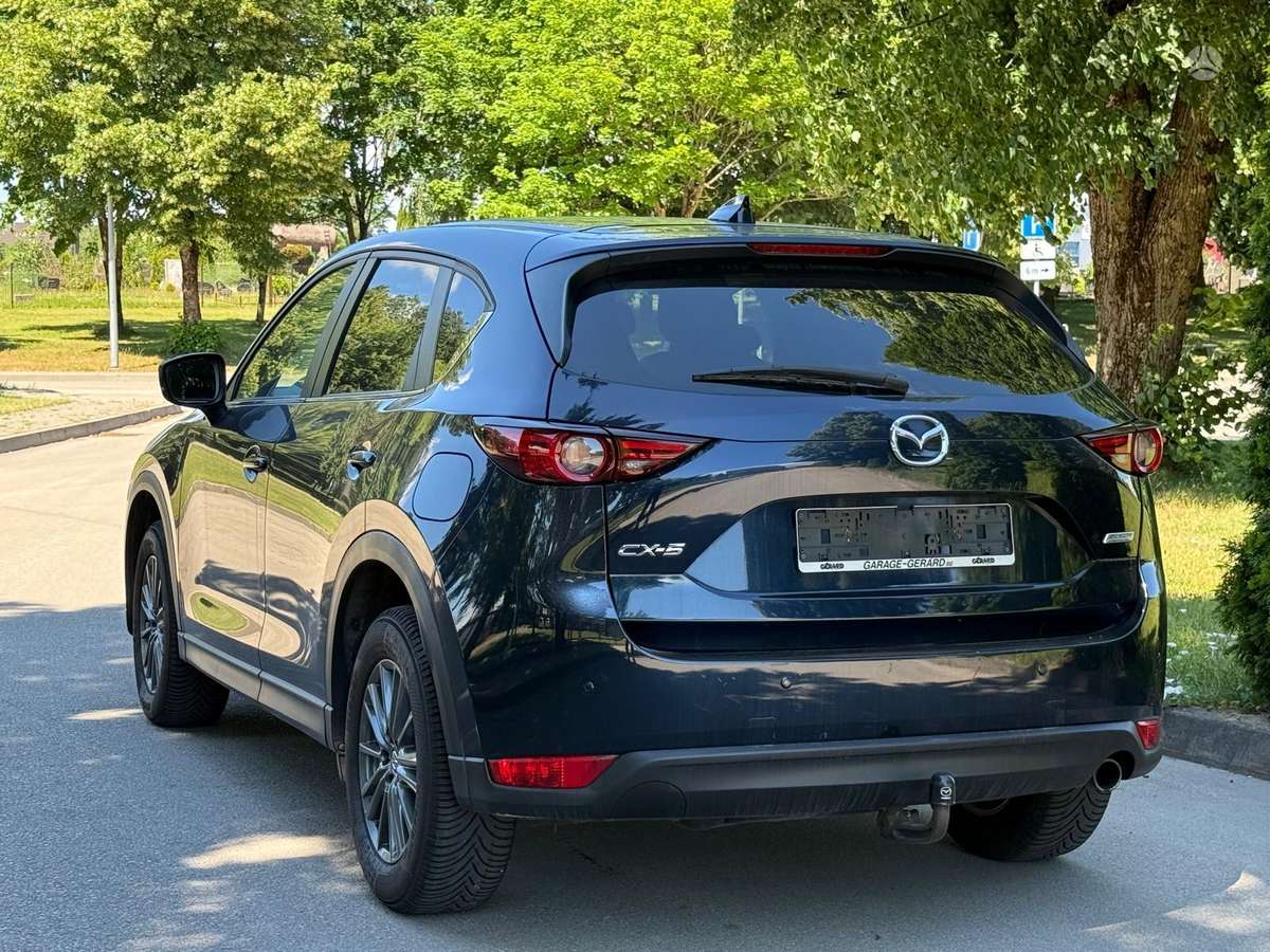 Mazda CX-5, 2.2 l., off-road / crossover