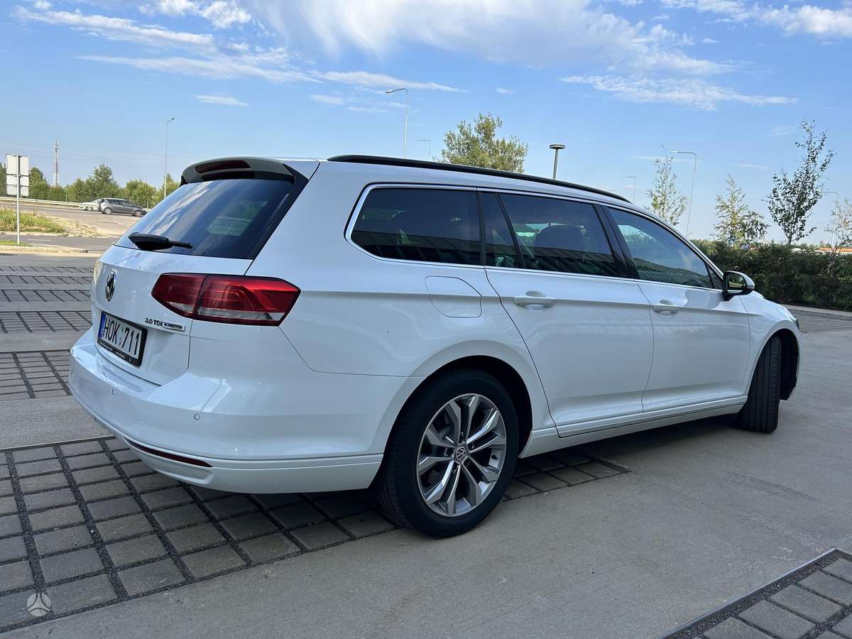 Volkswagen Passat, 2.0 l., Универсал