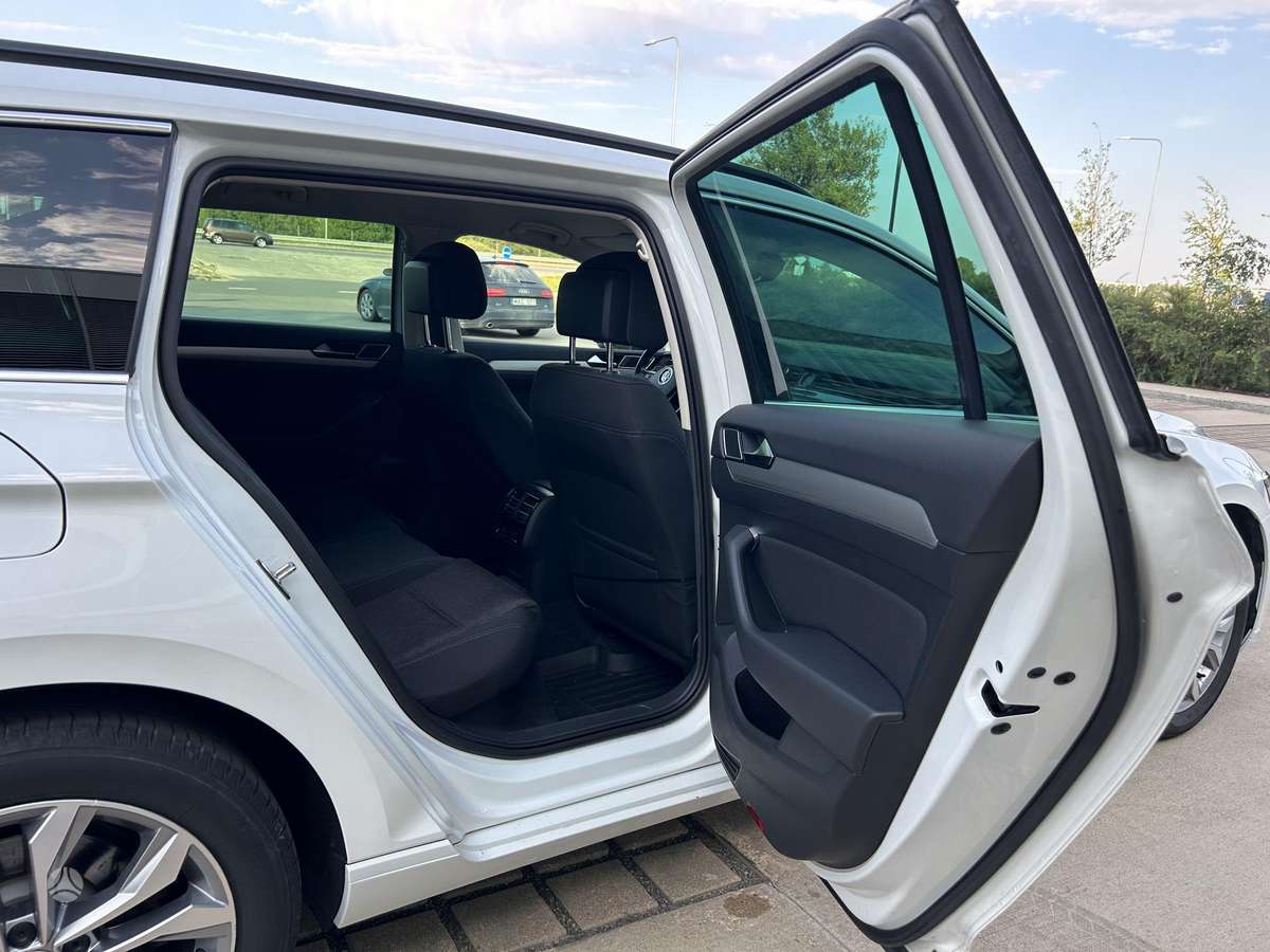 Volkswagen Passat, 2.0 l., Универсал