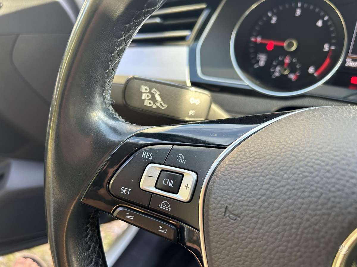 Volkswagen Passat, 2.0 l., Универсал