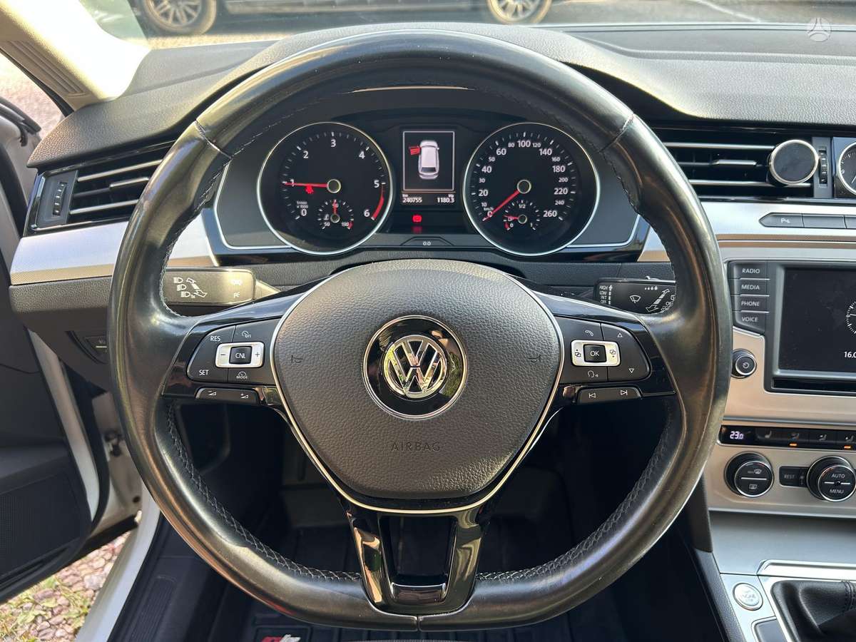 Volkswagen Passat, 2.0 l., Универсал