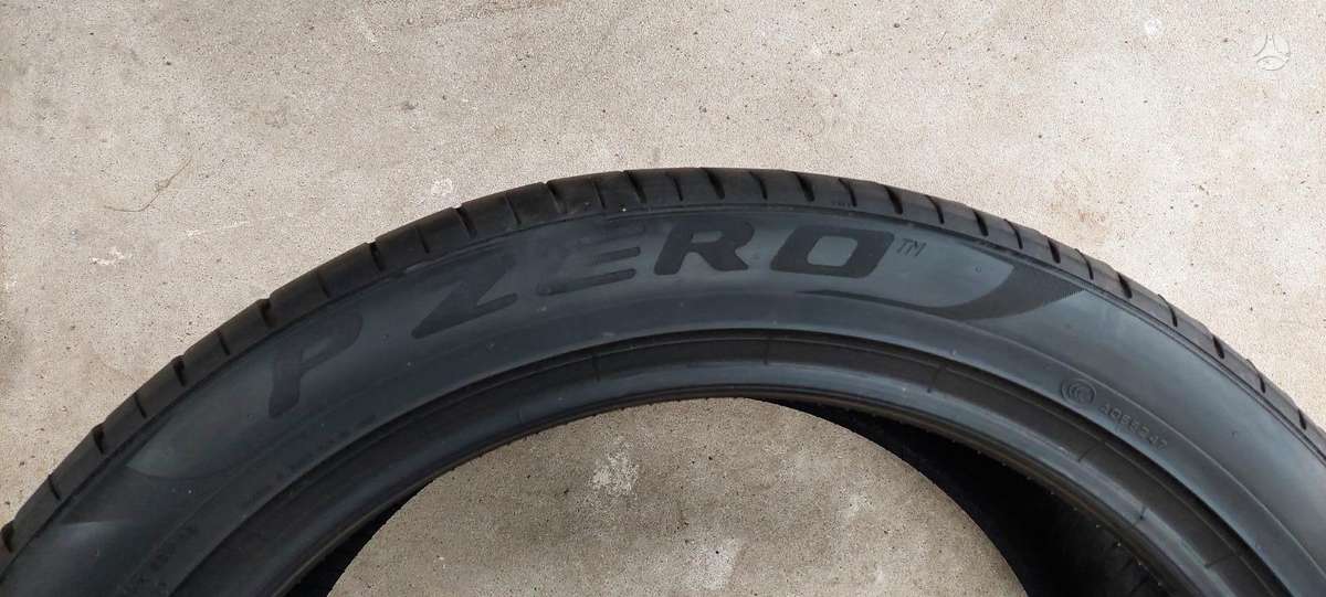 Pirelli, vasarinės 285/40 R21