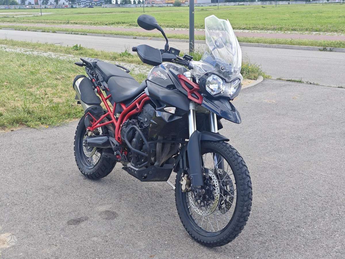 Triumph Tiger 800cc, krosa / enduro