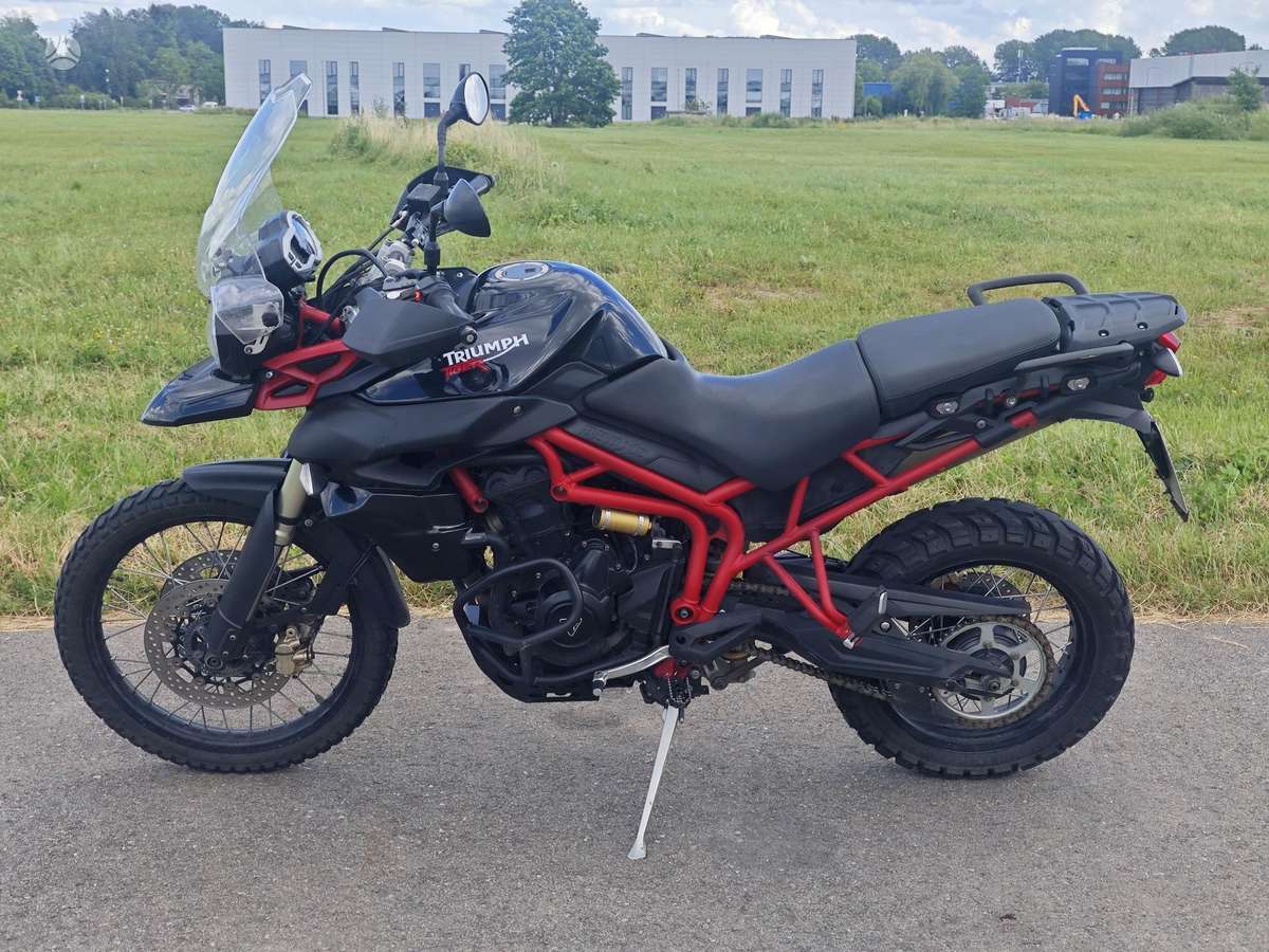 Triumph Tiger 800cc, krosa / enduro