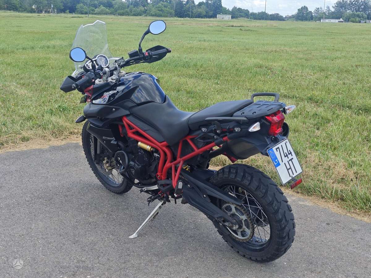 Triumph Tiger 800cc, krosa / enduro