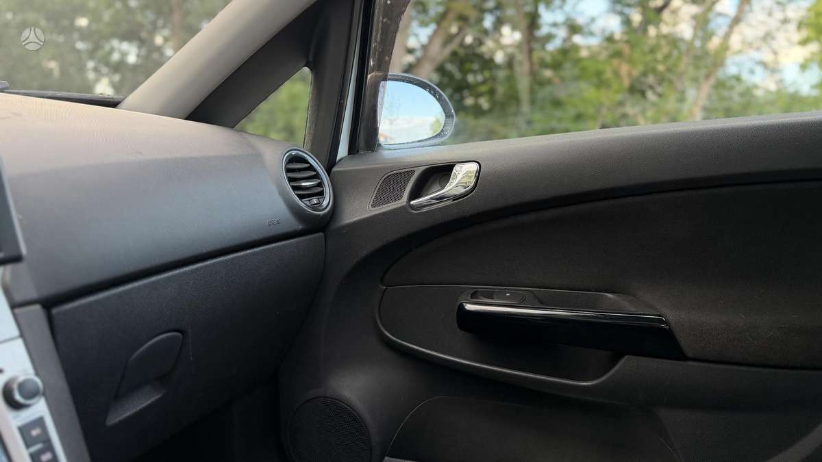 Opel Corsa, 1.4 l., hatchback