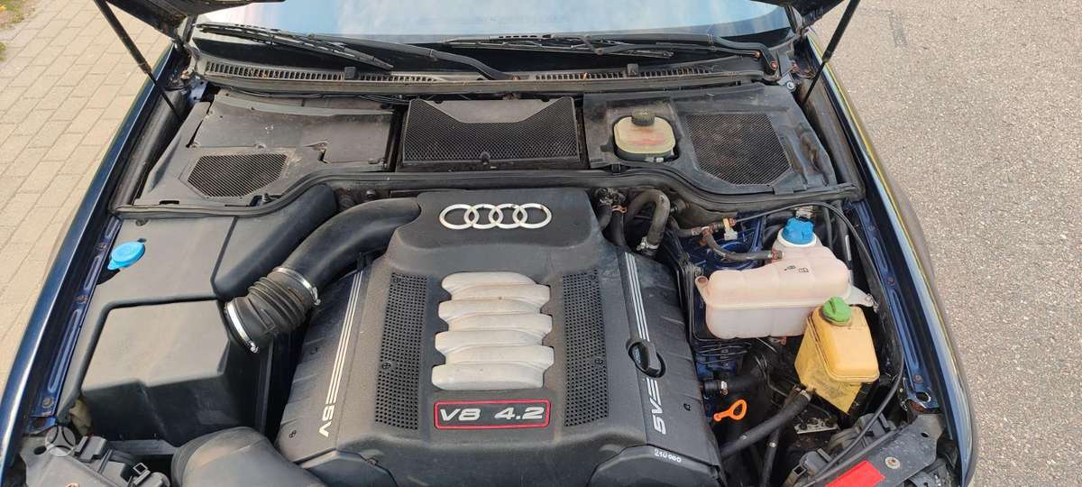 Audi S8, 4.2 l., Седан