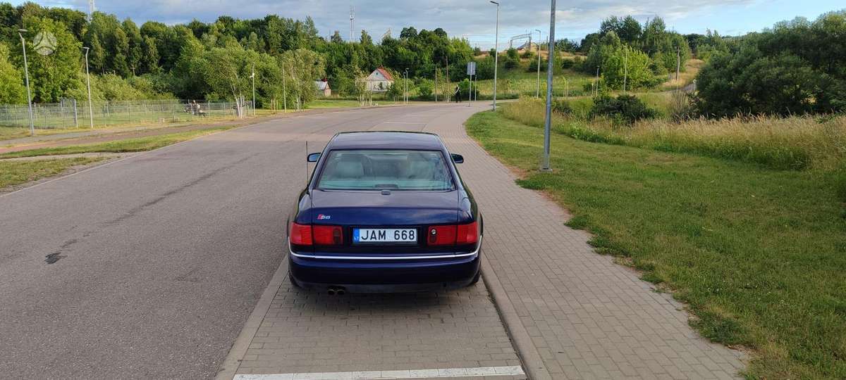 Audi S8, 4.2 l., sedanas