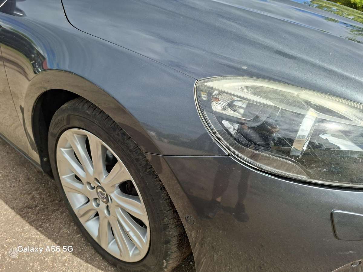 Volvo V40, 1.6 l., Хэтчбек