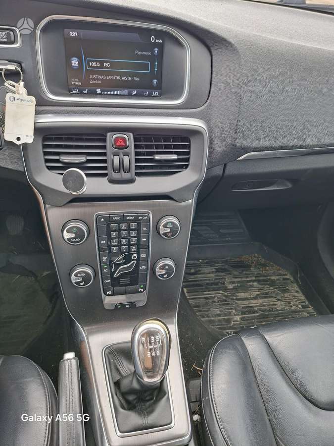 Volvo V40, 1.6 l., Хэтчбек