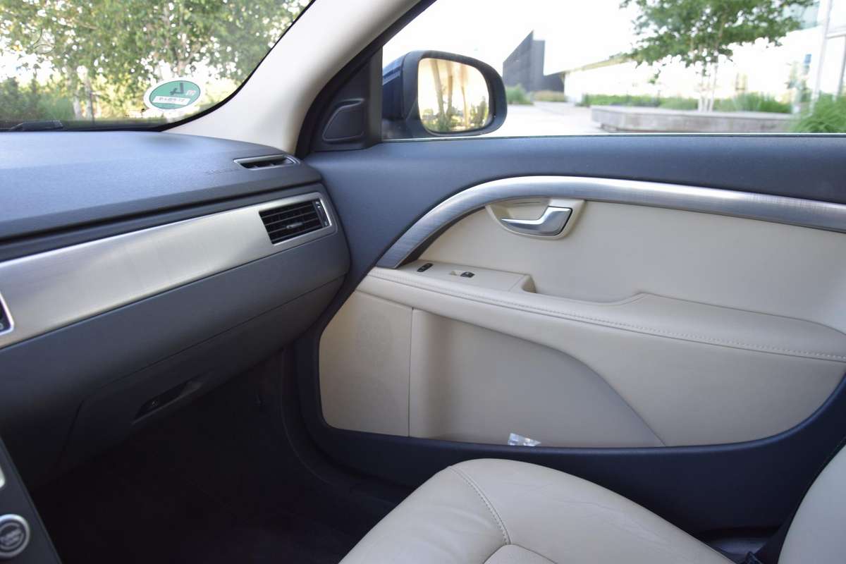 Volvo S80, 2.0 l., Седан