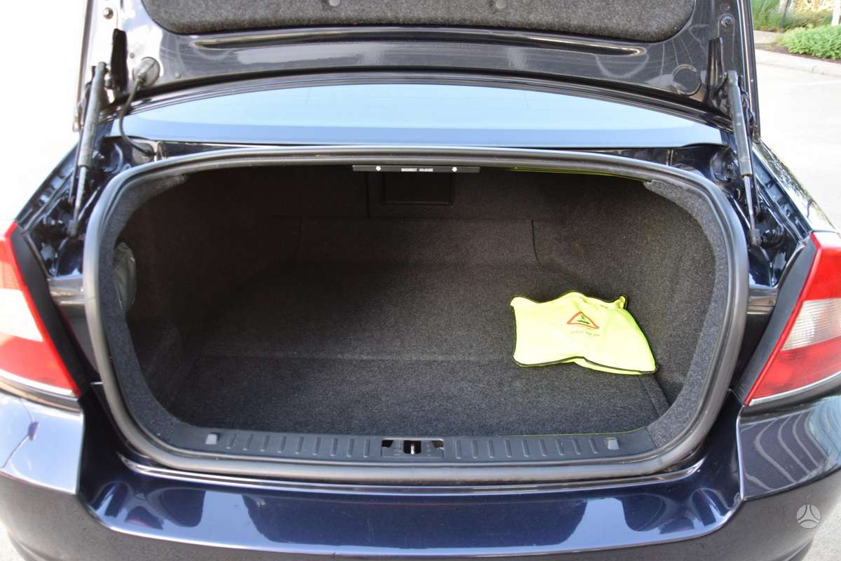 Volvo S80, 2.0 l., Седан