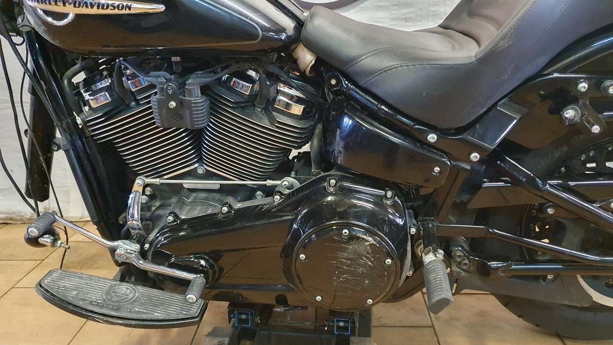 Harley-Davidson Softail, choppers / cruisers / custom