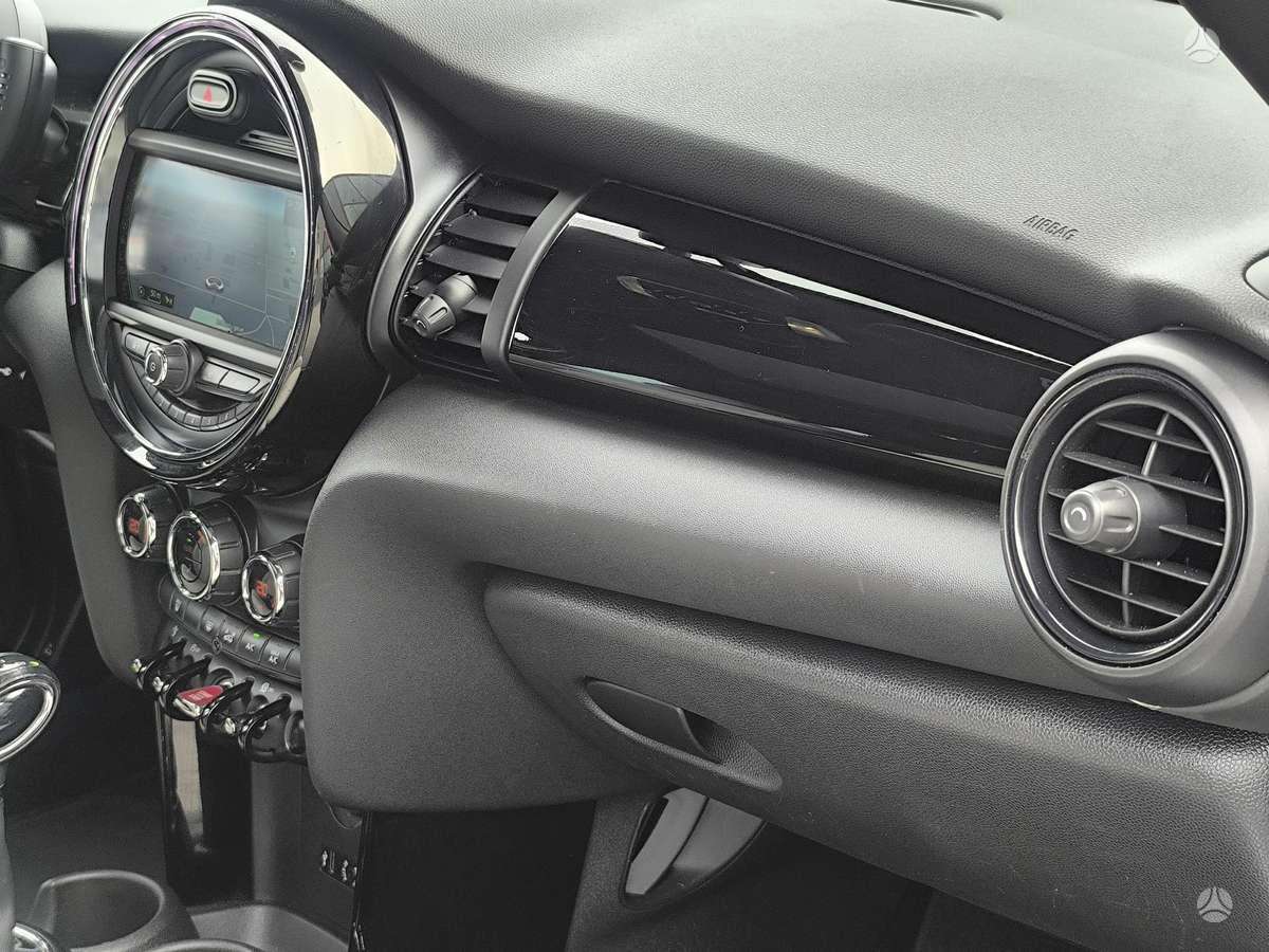 Mini Cooper, 1.5 l., Хэтчбек