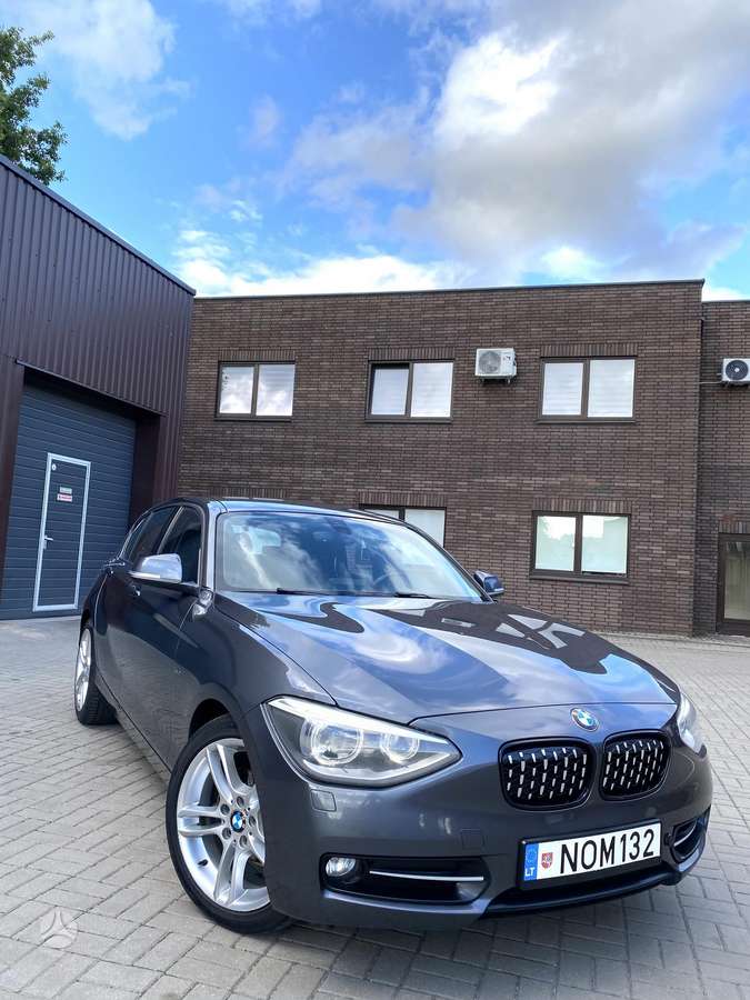BMW 118, 2.0 l., hatchback