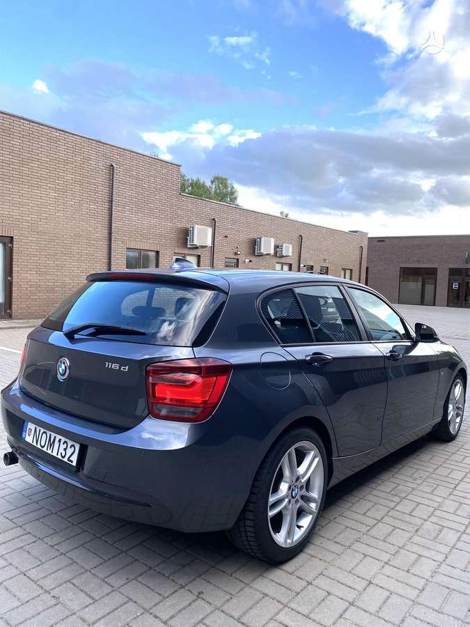 BMW 118, 2.0 l., hatchback